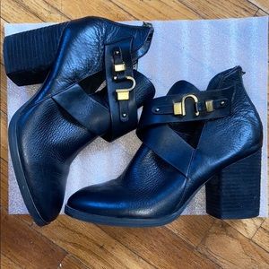 Genuine leather heeled Booties